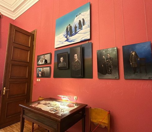 2020. gada Ģederta Eliasa balvas par labāko lauku tēmas atspoguļojumu Latvijas glezniecībā laureātes Ingas Jurovas gleznu izstāde “Dzimtas stāsti”