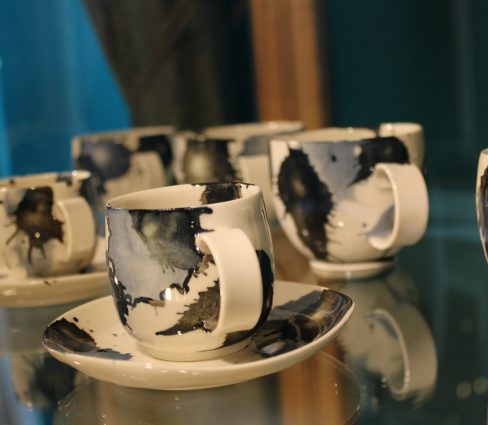 Ievas Jurkas porcelāna izstāde “Alter-porcelāns”